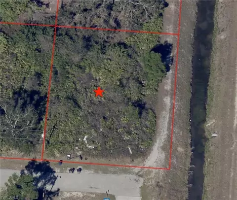 3100 7th St W, Lehigh Acres, FL 33971
