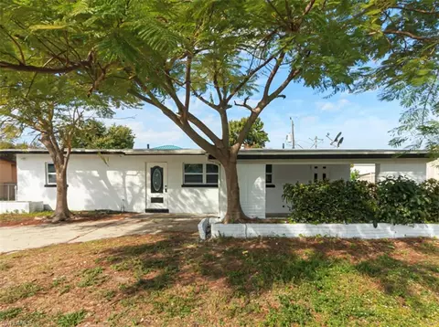 3530 Glenn Dr, Fort Myers, FL 33901