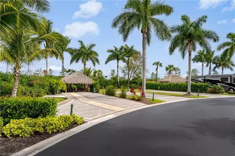 13631 Snook Cir, Naples, FL 34114