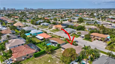1561 Honeysuckle Ave, Marco Island, FL 34145