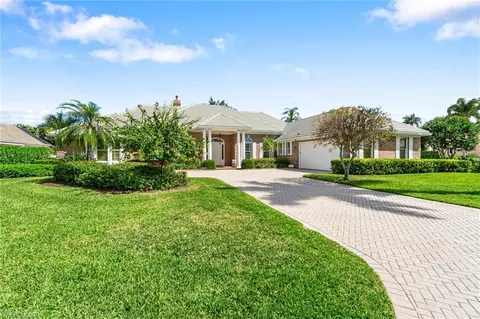 744 Saint Georges Ct, Naples, FL 34110