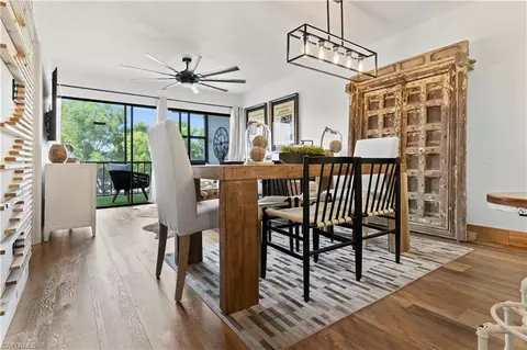 600 Neapolitan Way #353, Naples, FL 34103