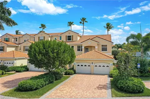 8415 Excalibur Cir #B10, Naples, FL 34108
