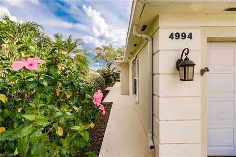 4994 Ventura Ct, Naples, FL 34109