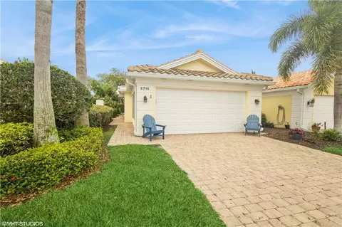 5715 Drummond Way, Naples, FL 34119