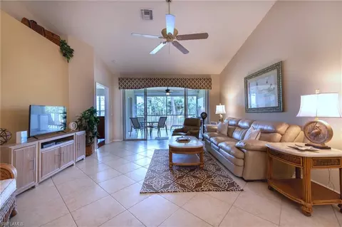8165 Celeste Dr #2227, Naples, FL 34113
