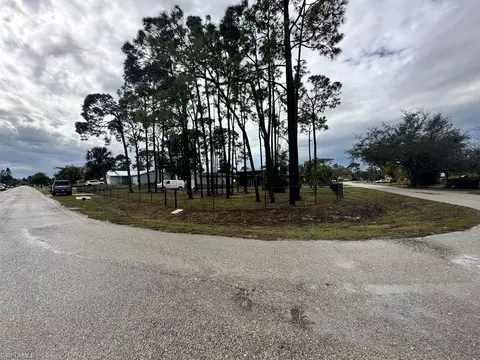 18308 Hawthorne Rd, Fort Myers, FL 33967