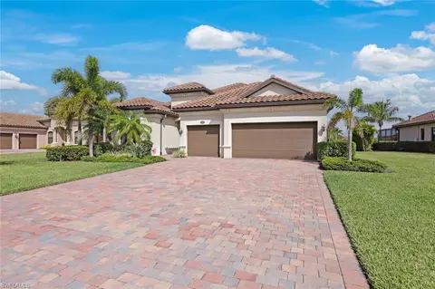 9459 Campanile Cir, Naples, FL 34114