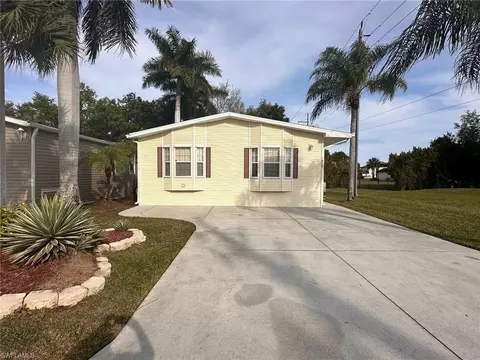 1418 Diamond Lake Cir, Naples, FL 34114