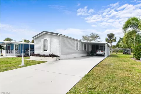 23 Monaco Ter, Naples, FL 34112