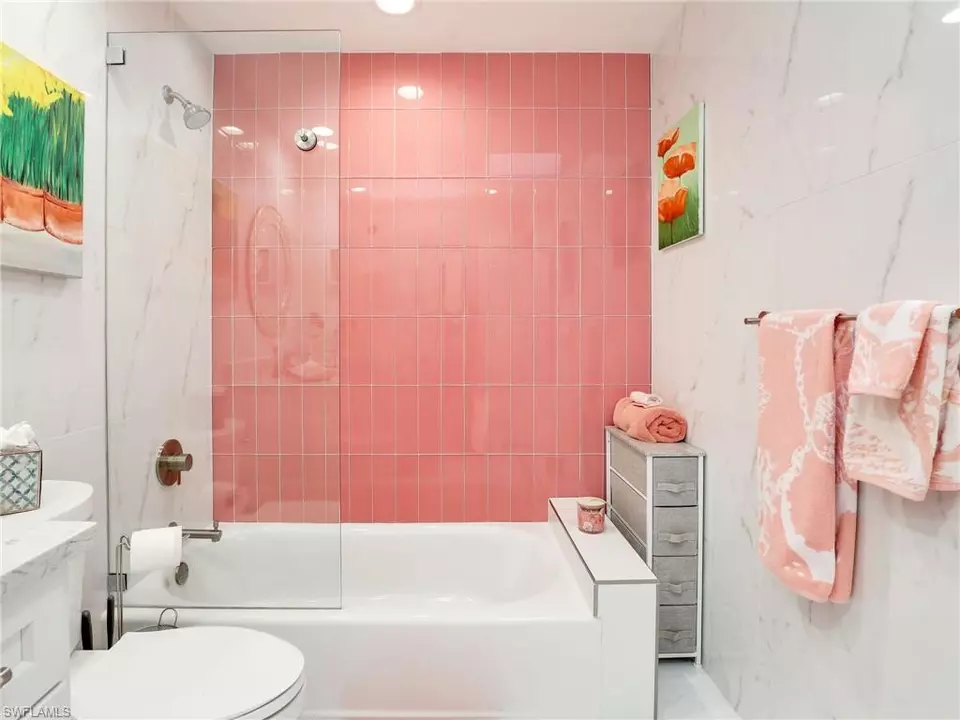 Bath - 27544 Bayshore Dr, Bonita Springs, FL 34134 photo 5 of 5
