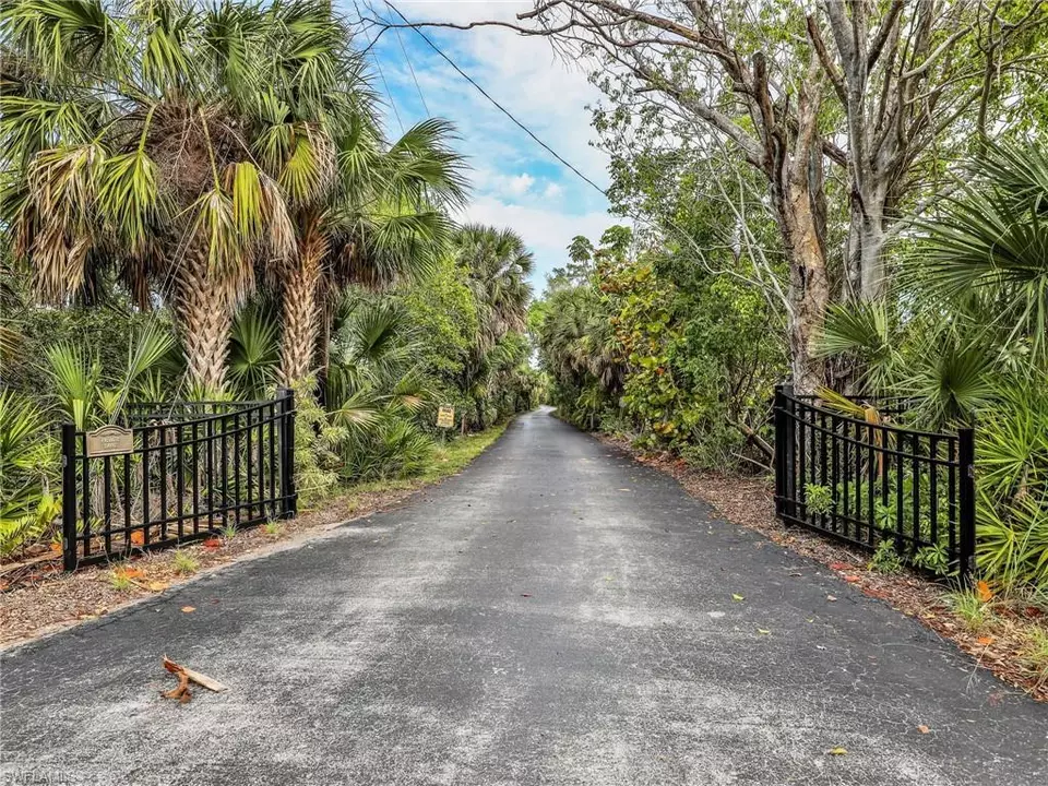 Exterior - 27544 Bayshore Dr, Bonita Springs, FL 34134 photo 12 of 12