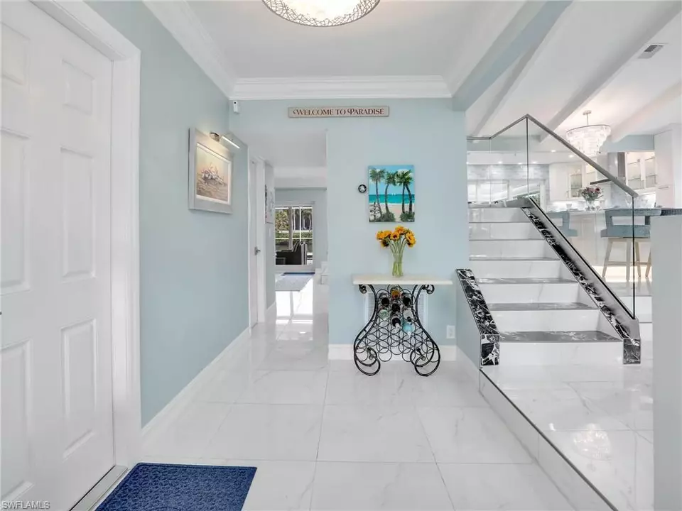 Dining - 27544 Bayshore Dr, Bonita Springs, FL 34134 photo 1 of 2