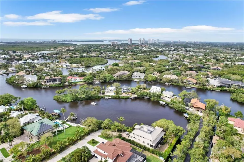 View/Area - 27544 Bayshore Dr, Bonita Springs, FL 34134 photo 4 of 4