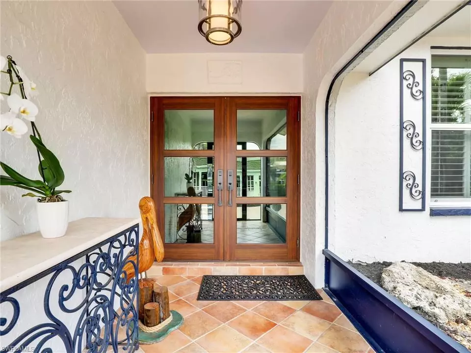 Entry Way - 27544 Bayshore Dr, Bonita Springs, FL 34134 photo 1 of 2