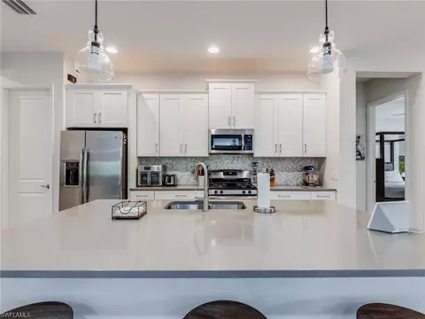Kitchen - 21358 Estero Palm Way, Estero, FL 33928 photo 8 of 8