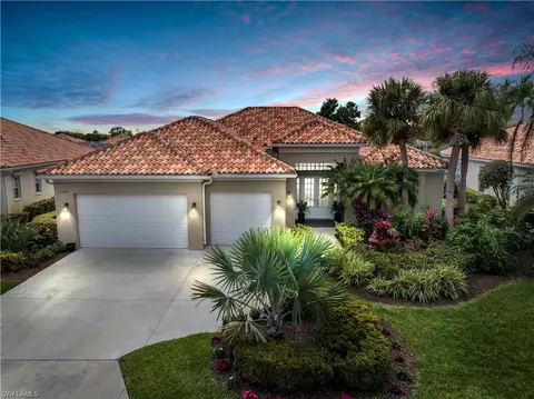 3306 Cerrito Ct, Naples, FL 34109