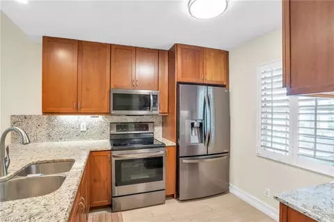 338 Bradstrom Cir #A-201, Naples, FL 34113
