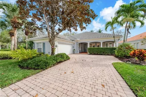 4310 Queen Elizabeth Way, Naples, FL 34119