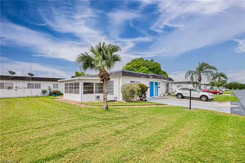 41 Hamlin Ct, Lehigh Acres, FL 33936