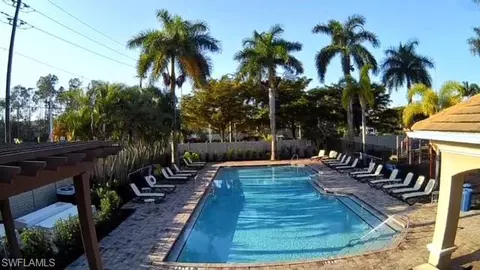 1673 Serrano Cir, Naples, FL 34105 photo 39