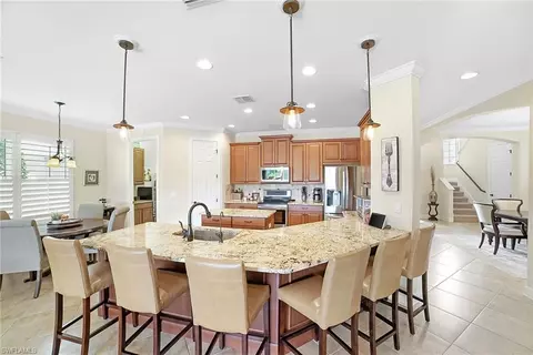 1673 Serrano Cir, Naples, FL 34105 photo 7