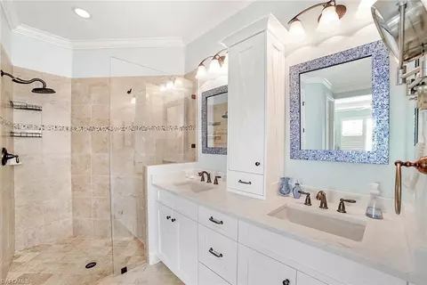 1673 Serrano Cir, Naples, FL 34105 photo 14