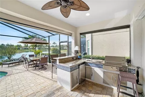 1673 Serrano Cir, Naples, FL 34105 photo 23