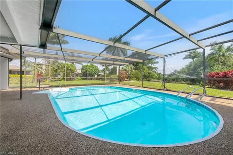 108 Short Ct, Naples, FL 34112 photo 2