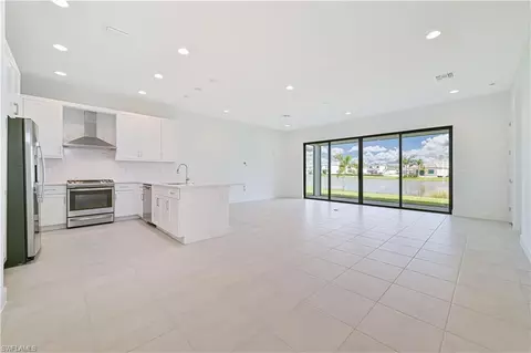 20522 Fair Oak Ln, Estero, FL 33928 photo 3