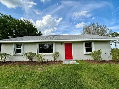 Exterior - 1121 Carson Dr SW, Labelle, FL 33935 photo 2 of 17
