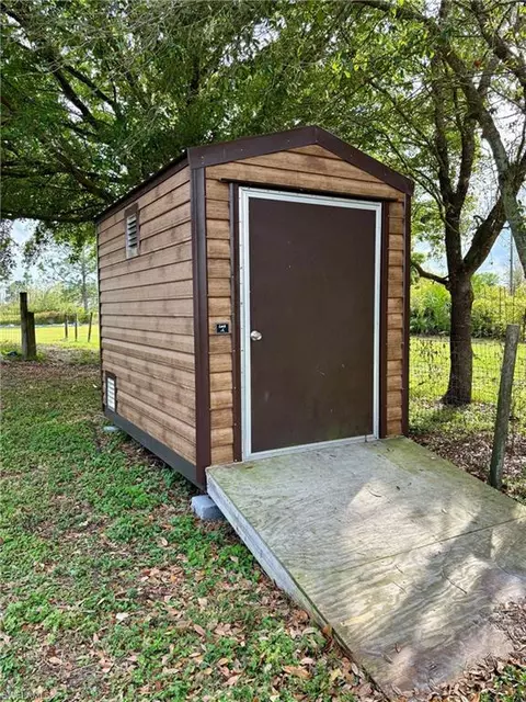 Entry Way - 1121 Carson Dr SW, Labelle, FL 33935 photo 1 of 1
