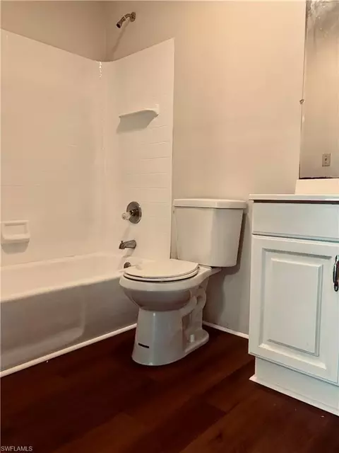 Bath - 1121 Carson Dr SW, Labelle, FL 33935 photo 1 of 2