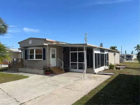 3115 Mercury Ln, North Fort Myers, FL 33903