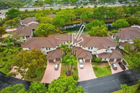 400 Diamond Cir #405, Naples, FL 34110