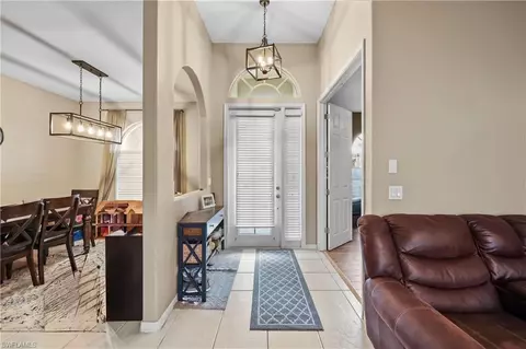 3924 Ruxton Rd, Naples, FL 34116 photo 2