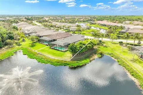View/Area - 6582 Amarone Ln, Naples, FL 34113 photo 4 of 8