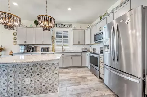 Kitchen - 16032 Palmetto Prairie Dr, Alva, FL 33920 photo 1 of 4