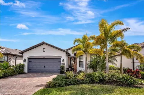 16032 Palmetto Prairie Dr, Alva, FL 33920