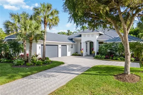 7672 Mulberry Ct, Naples, FL 34114