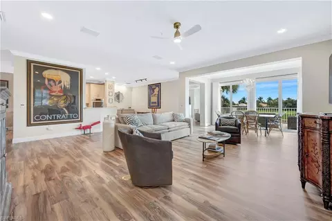 1600 Clermont Dr #J-105, Naples, FL 34109