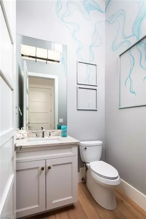 Bath - 401 Wedge Dr, Naples, FL 34103 photo 6 of 6