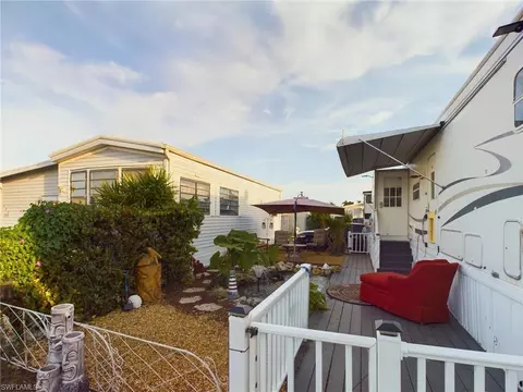 11591 Dawn Cowrie Dr, Fort Myers, FL 33908