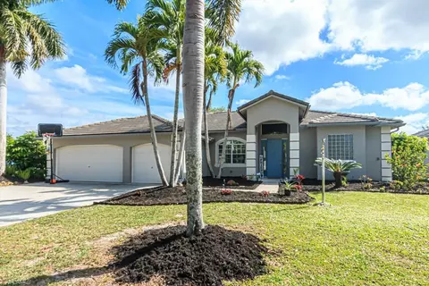 3248 Potomac Ct, Naples, FL 34120