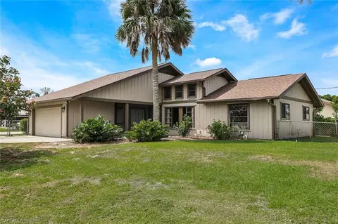 19060 Murcott Dr W, Fort Myers, FL 33967