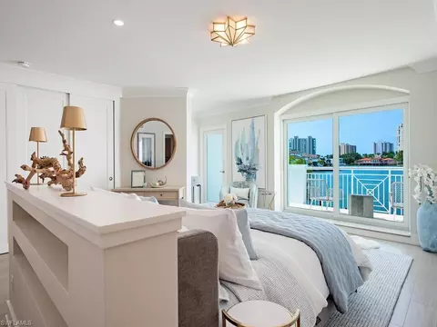 Bedroom - 4047 Crayton Rd #4047, Naples, FL 34103 photo 3 of 4