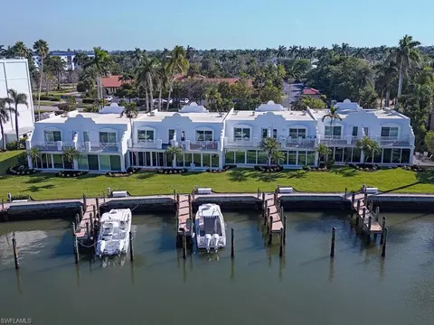Exterior - 4047 Crayton Rd #4047, Naples, FL 34103 photo 1 of 3