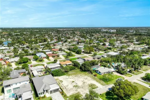 1081 Morningside Dr, Naples, FL 34103 photo 9