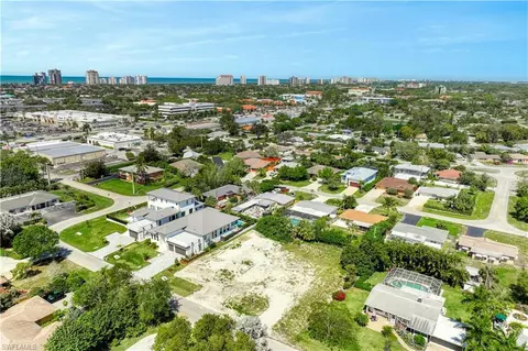 1081 Morningside Dr, Naples, FL 34103 photo 7