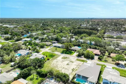 1081 Morningside Dr, Naples, FL 34103 photo 10
